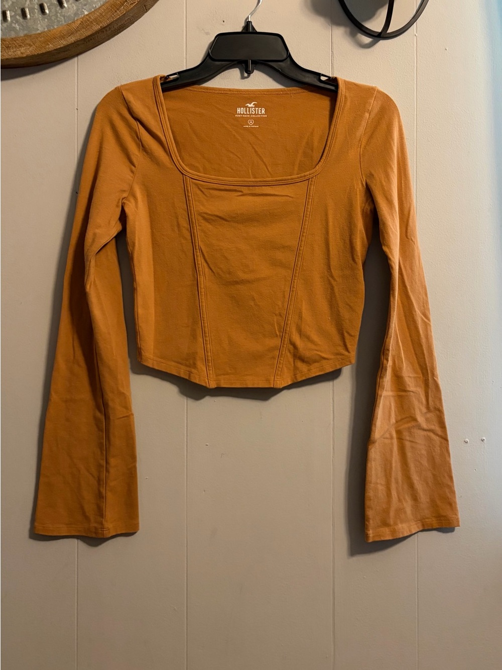 Hollister Women's Square-Neck Long Sleeve Crop Top in Mustard